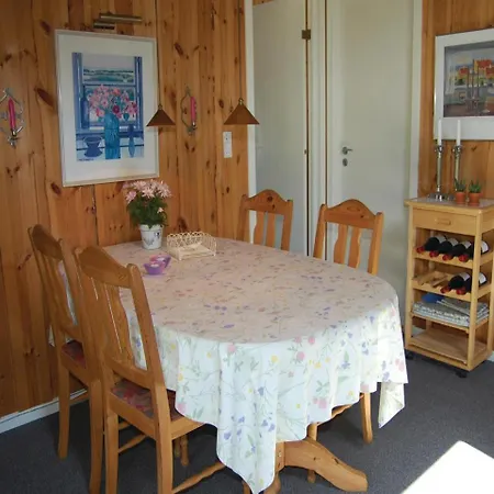 Three-bedroom Holiday In