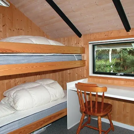 Three-bedroom Holiday In Feriehus *